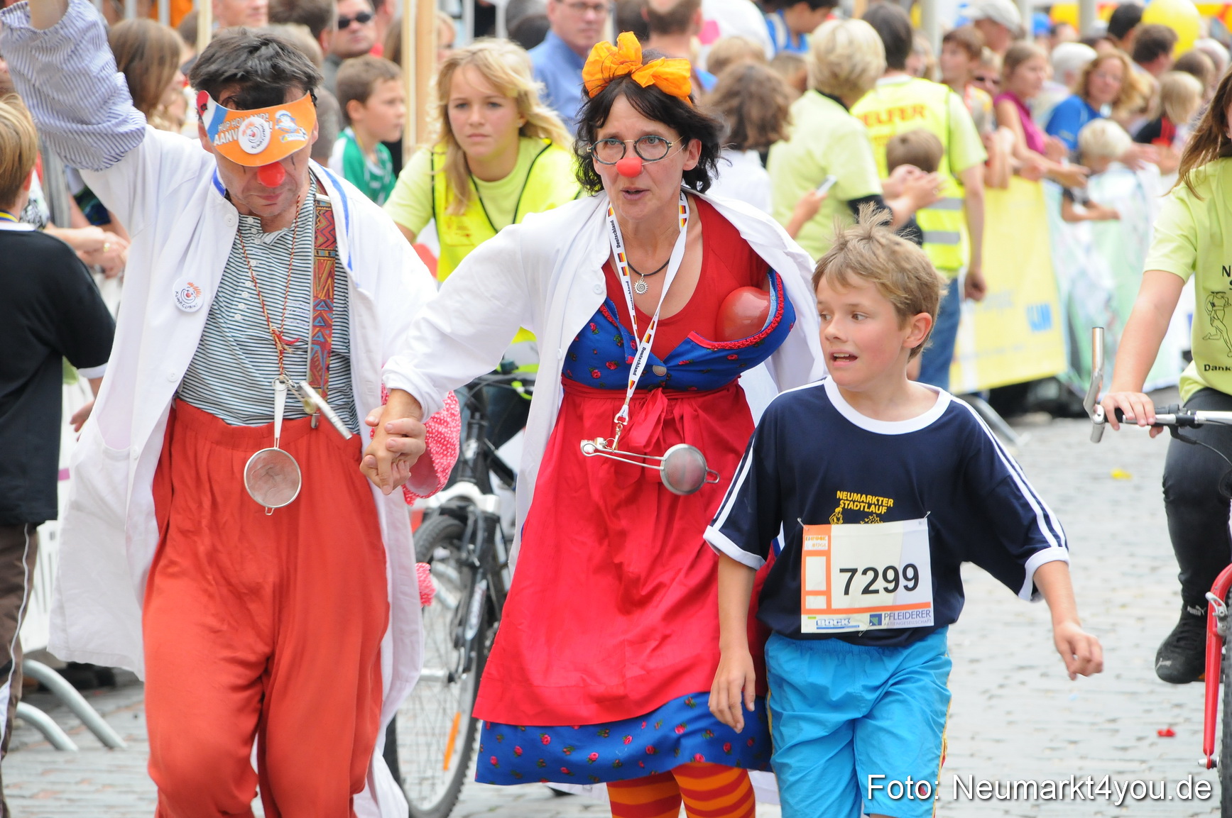 0104 Stadtlauf Neumarkt Bambinilaeufe 200909